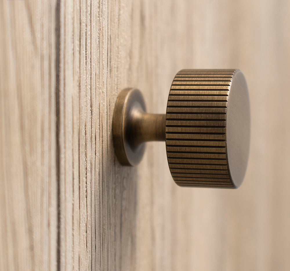 Lined Brass Knobs | Aurabella