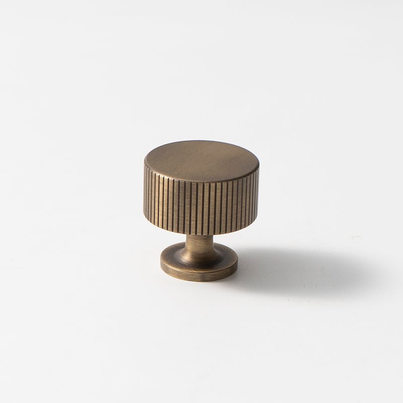 Lined Brass Knobs | Aurabella