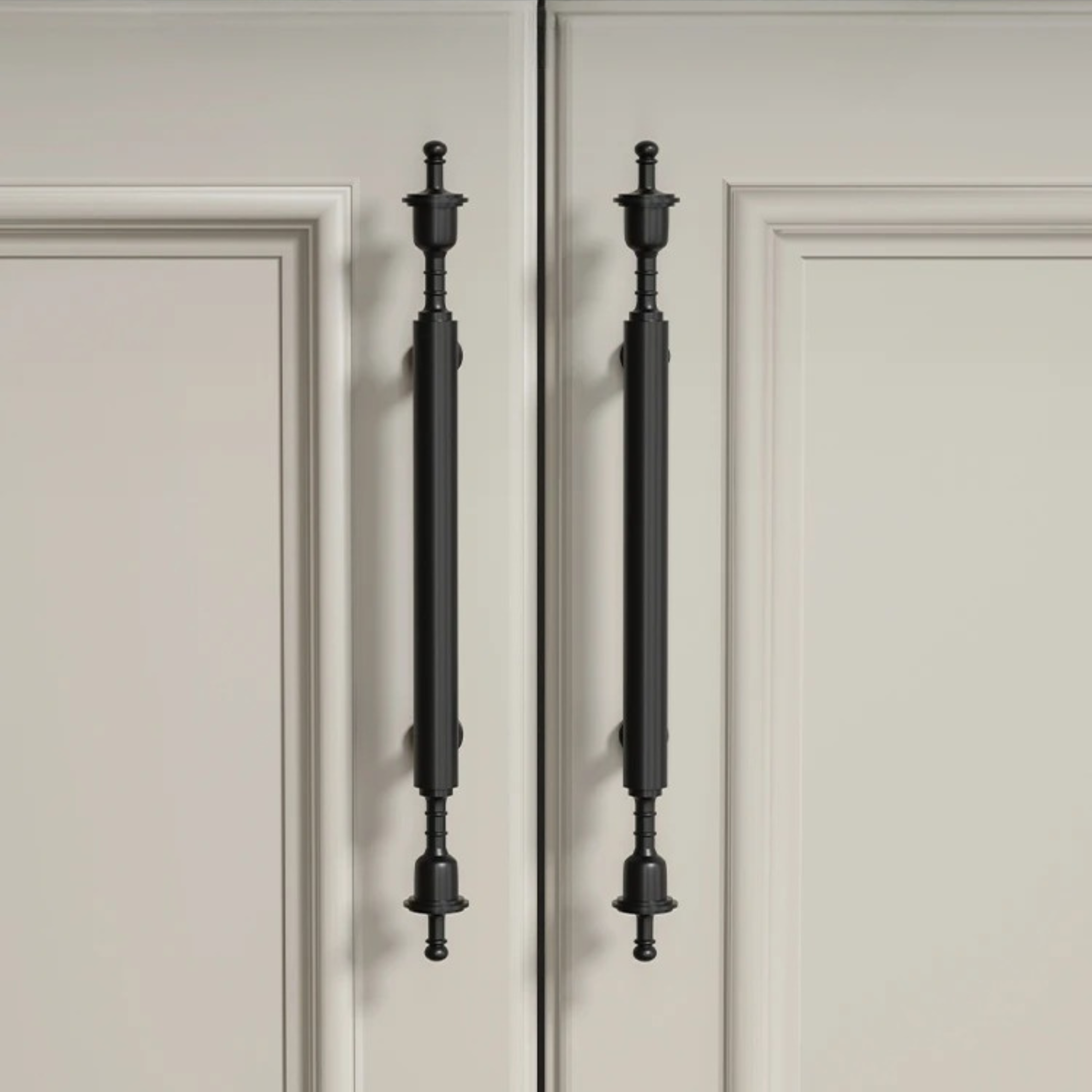 Black Or Bronze Crown Pulls | Magnus