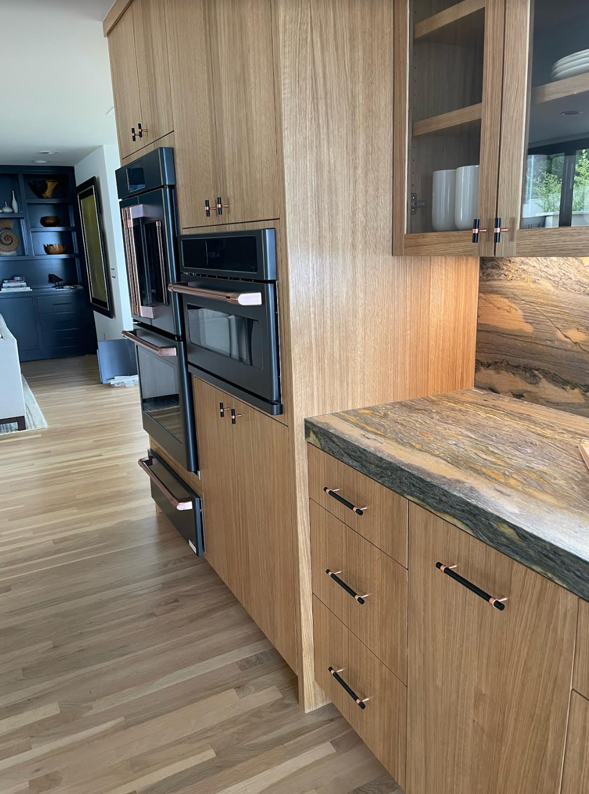 Customer kitchen with Ater Aes handles