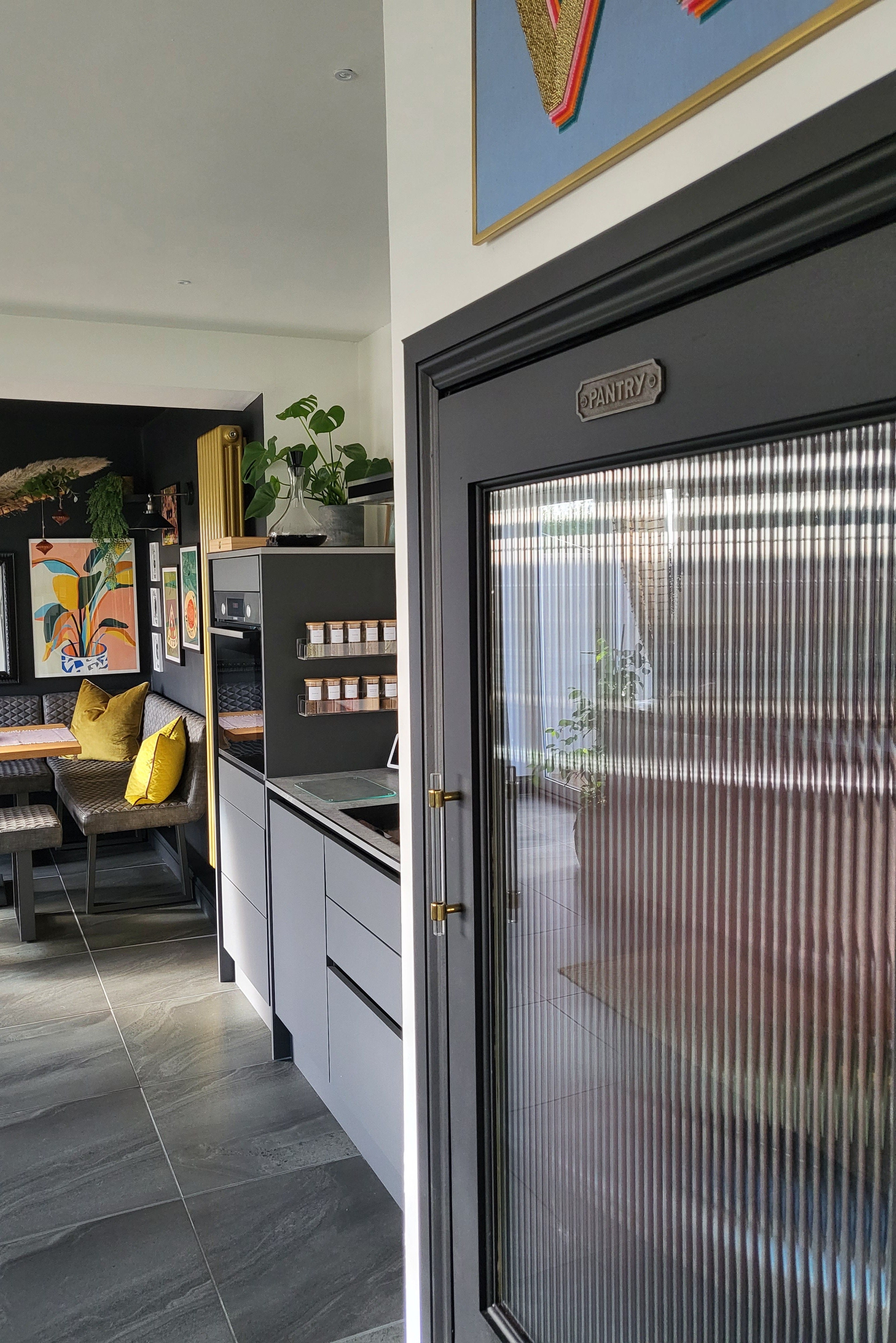 Customer kitchen with Perlucidus handles