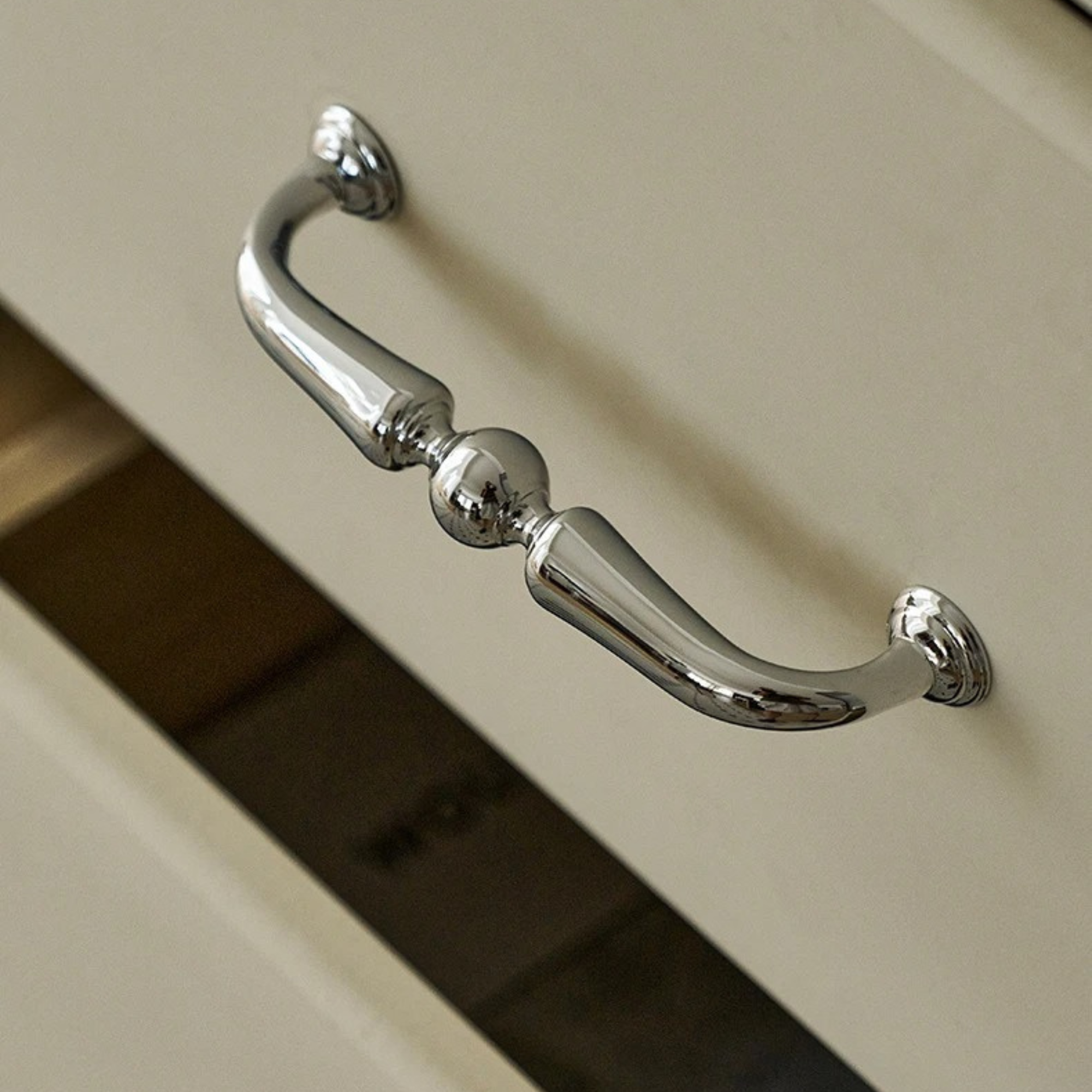 Polished Chrome Curved Pulls | Orbis Nitidus