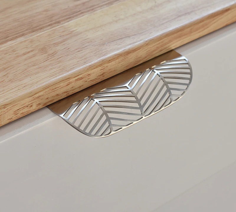 Leaf Inspired Cabinet Pulls | Argentum Folium