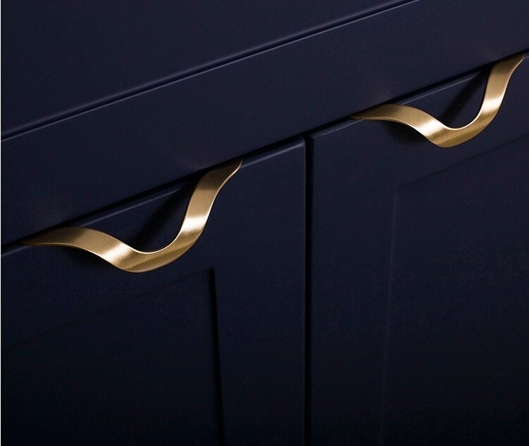Invisible Gold Pull Handle | Invisibilis