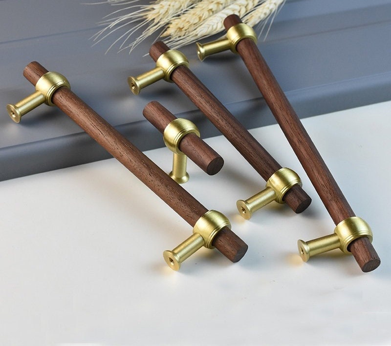 Wooden Handles With Brass Accents | Natura Circum
