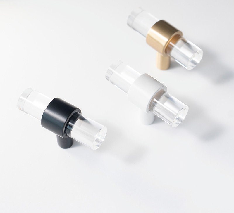 Plain Acrylic Cabinet Handles | Claritatem