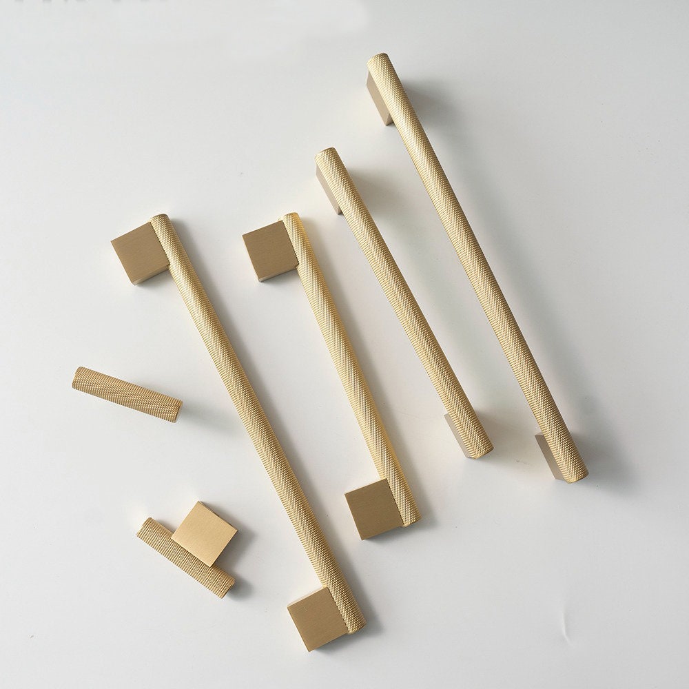Knurled Brass Pull Handles | Lustra