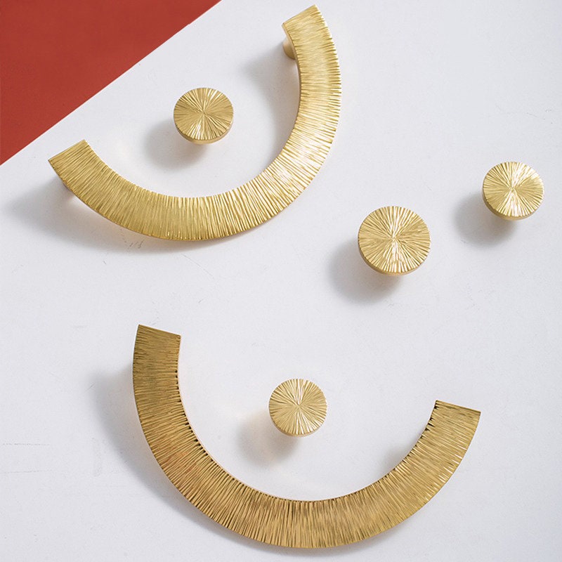 Polished Brass Starburst Cabinet Handle | Stellae