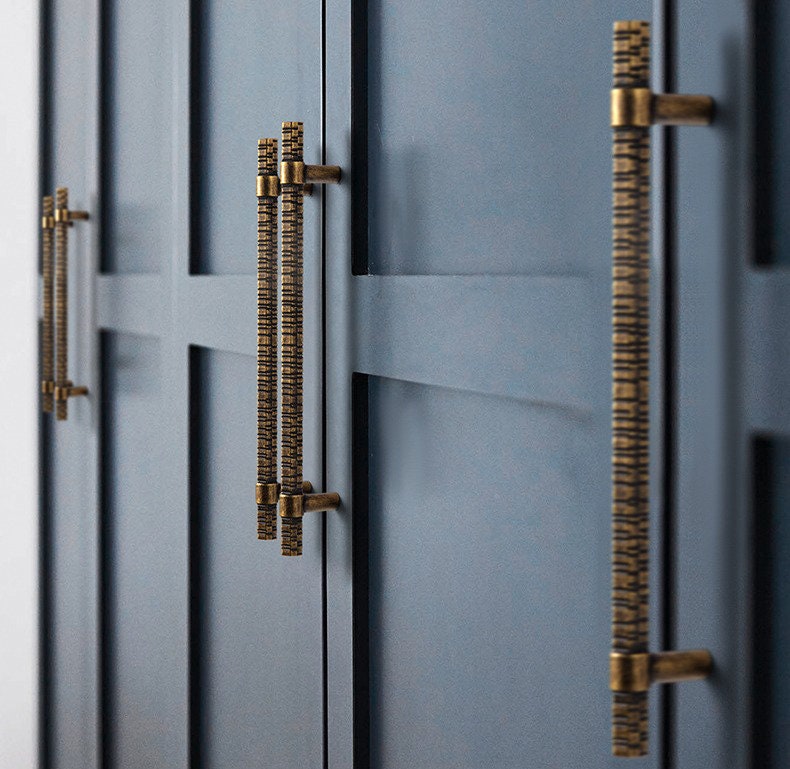 Bronze Groove Cabinet Handles | Opulentia