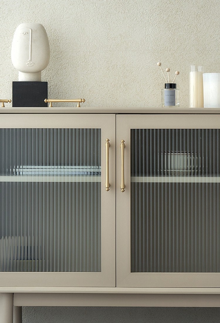 Traditional Brass Cabinet Pull | Fama