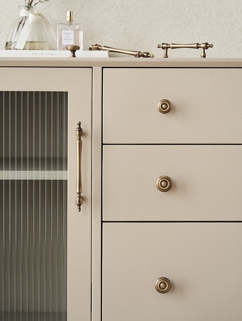 Decorative Antique Brass Pulls | Regalis