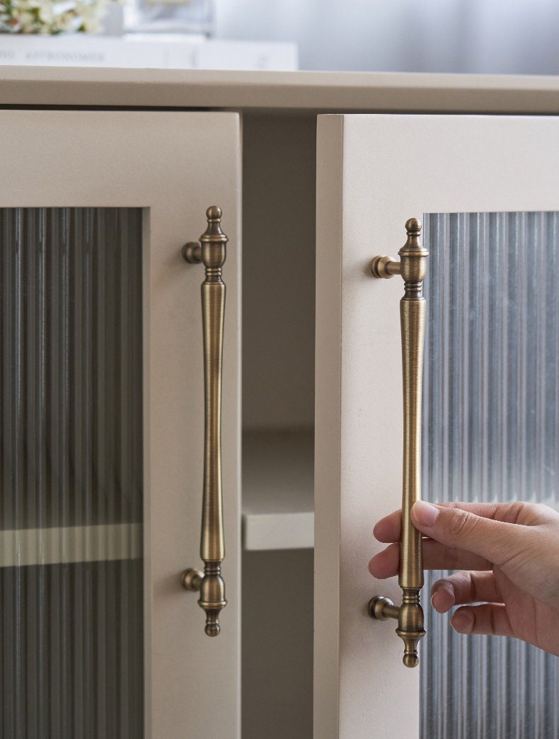 Decorative Antique Brass Pulls | Regalis