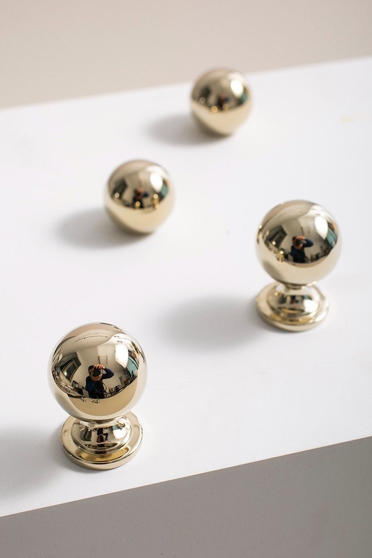 Polished Brass & Chrome Knobs | Lucinus