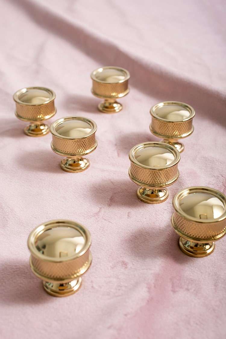 Polished Brass Knurled Knob | Caneo