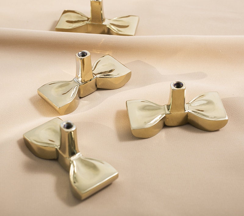 Bow Shaped Drawer Knobs | Arquus