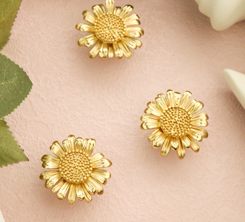 Sunflower Drawer Handles | Helianthus