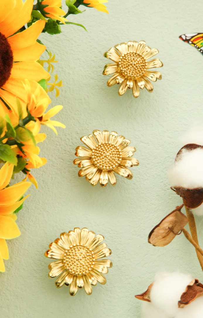 Sunflower Drawer Handles | Helianthus