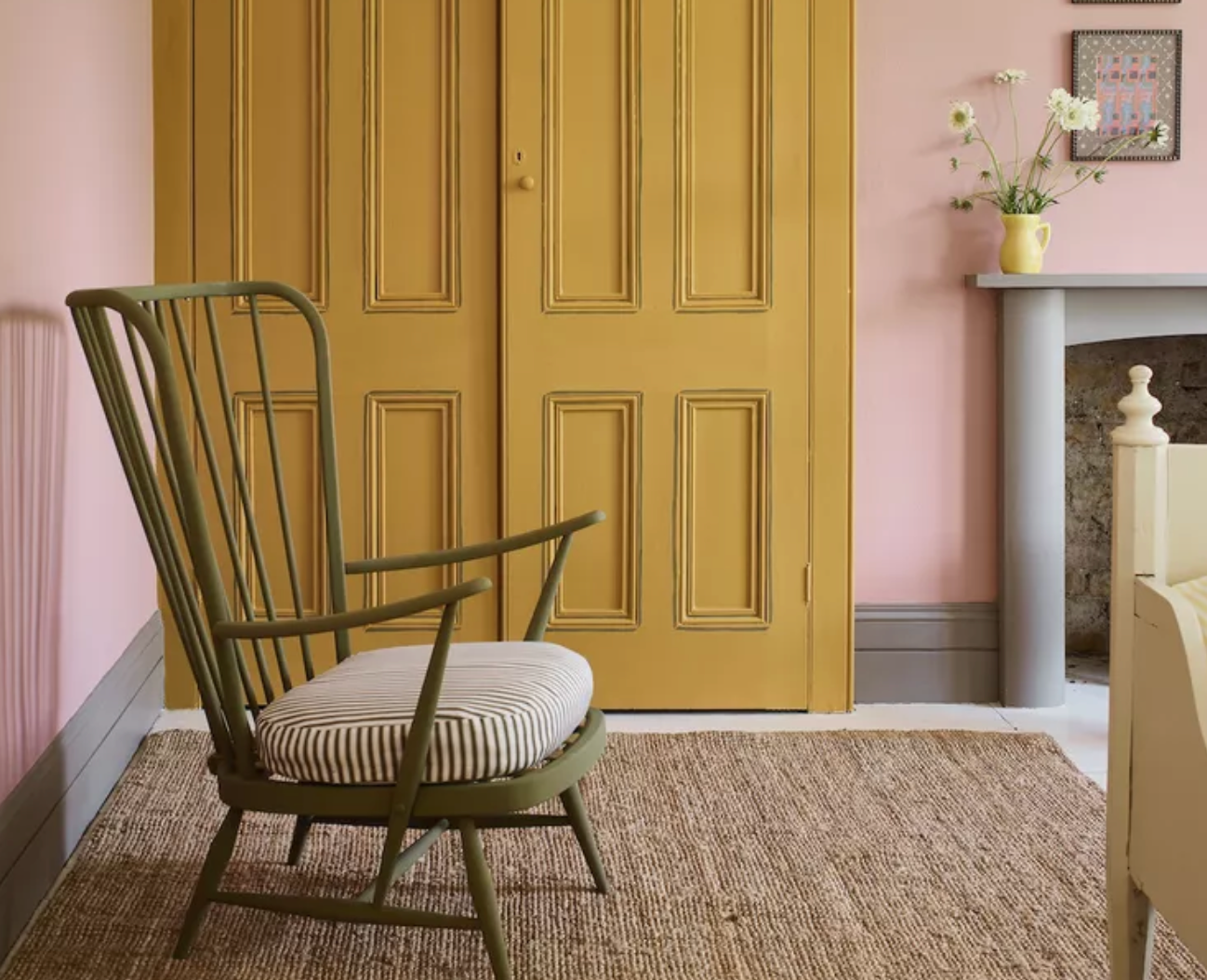 How to Use the 60-30-10 Rule in Interior Design