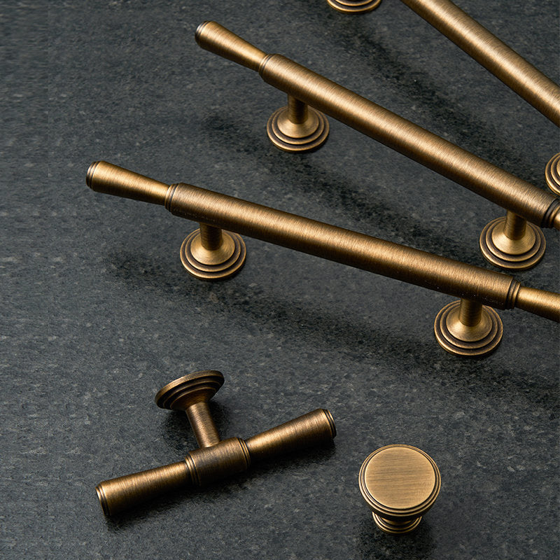 Antique Brass Hardware | Cornu