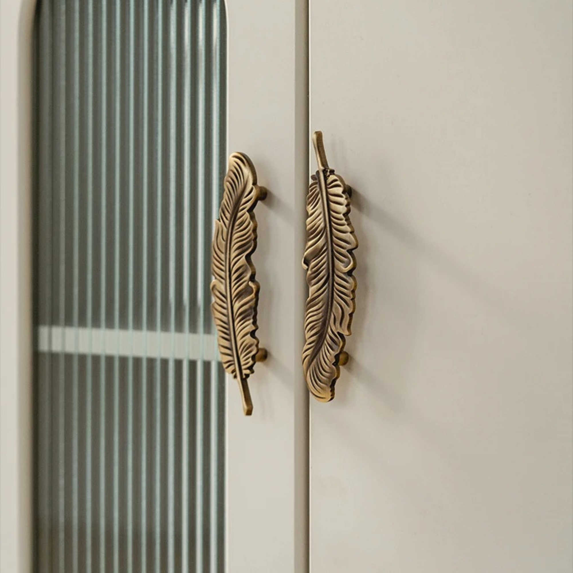 Feather Cabinet Pulls | Pluma