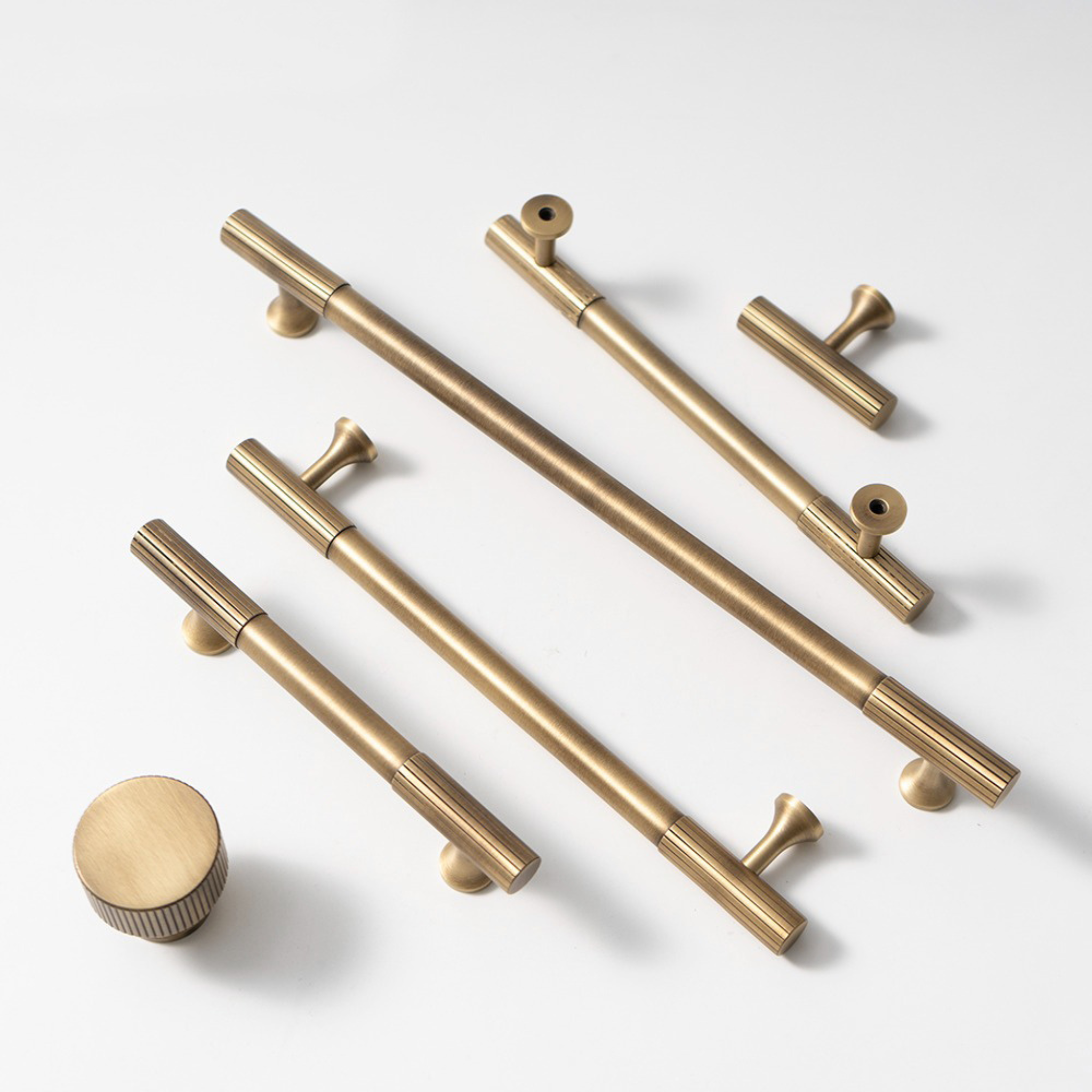 Antique Brass Pull Handles | Aurabella