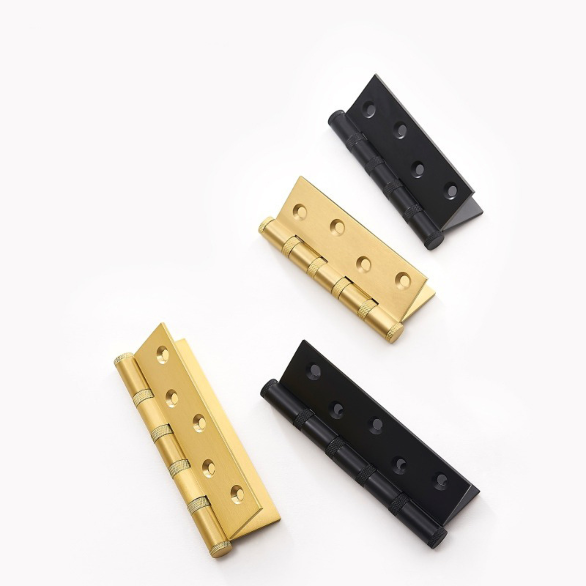 Knurled Door Hinge | Textilis