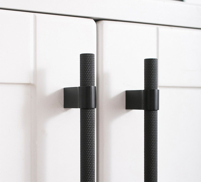 Knurled Industrial Pull Handle | Lucius