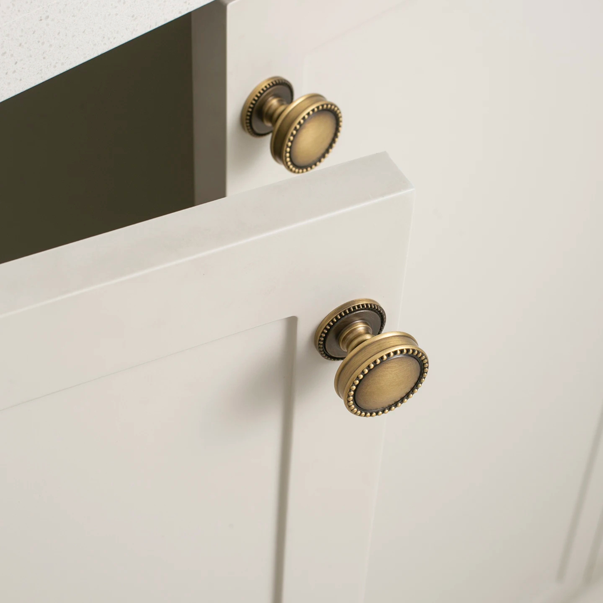 Antique Brass Pull Handles | Magnus