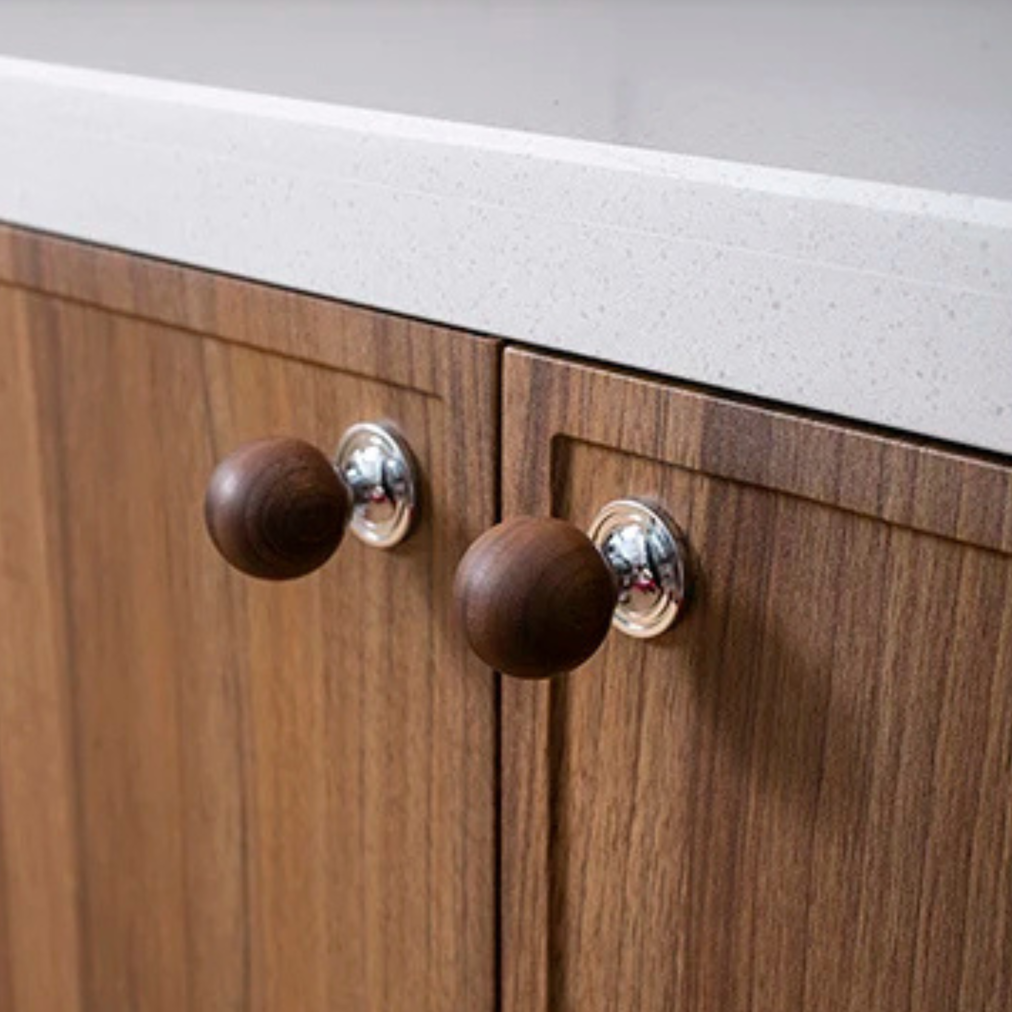 Polished Chrome & Wood Pulls | Auriola