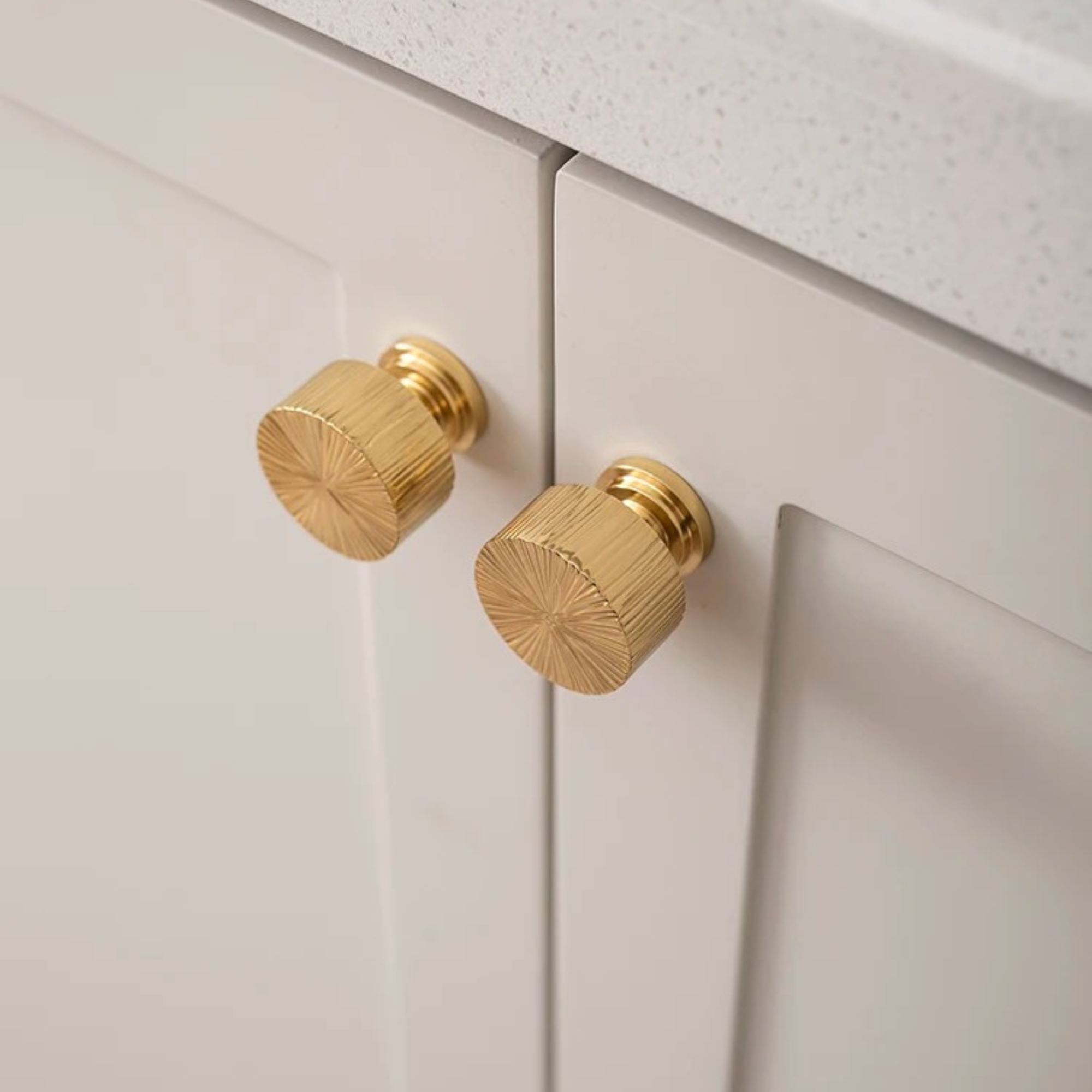 Polished Brass Lined Pull | Malleator