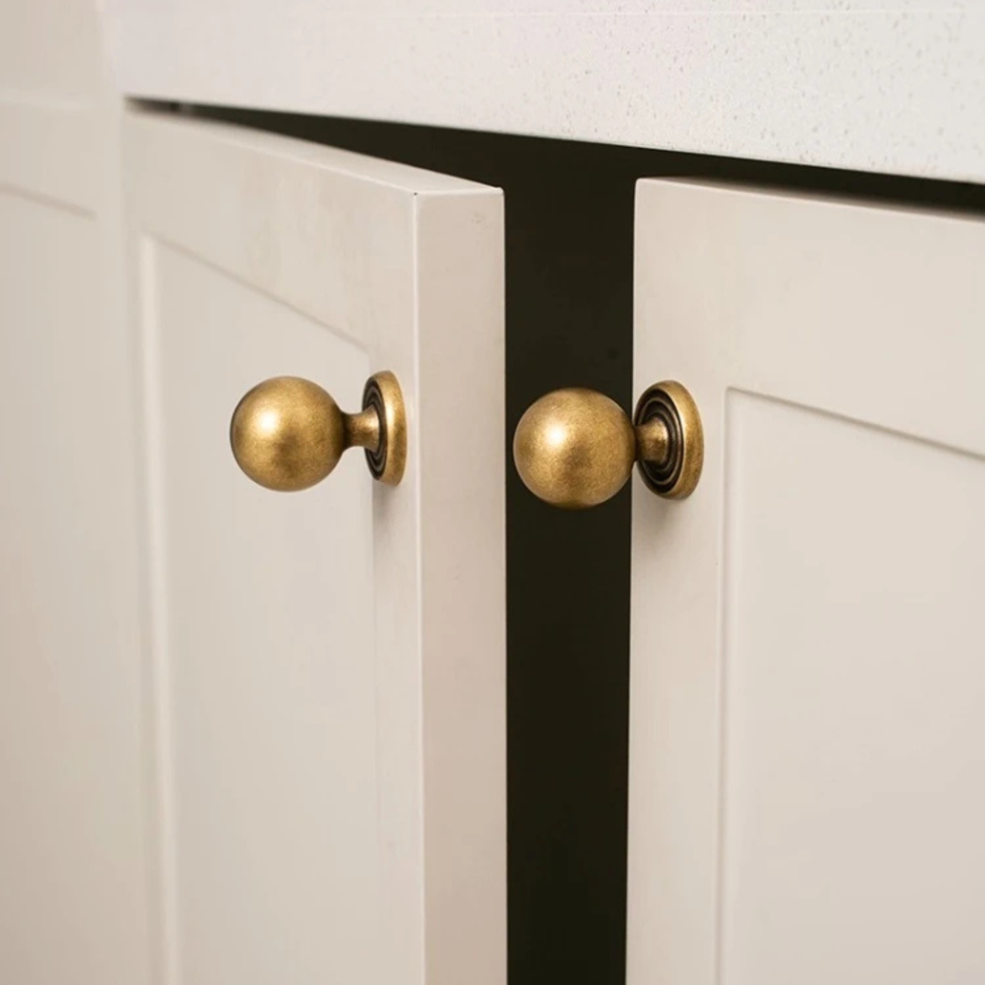 Bubble Cabinet Pull | Regio