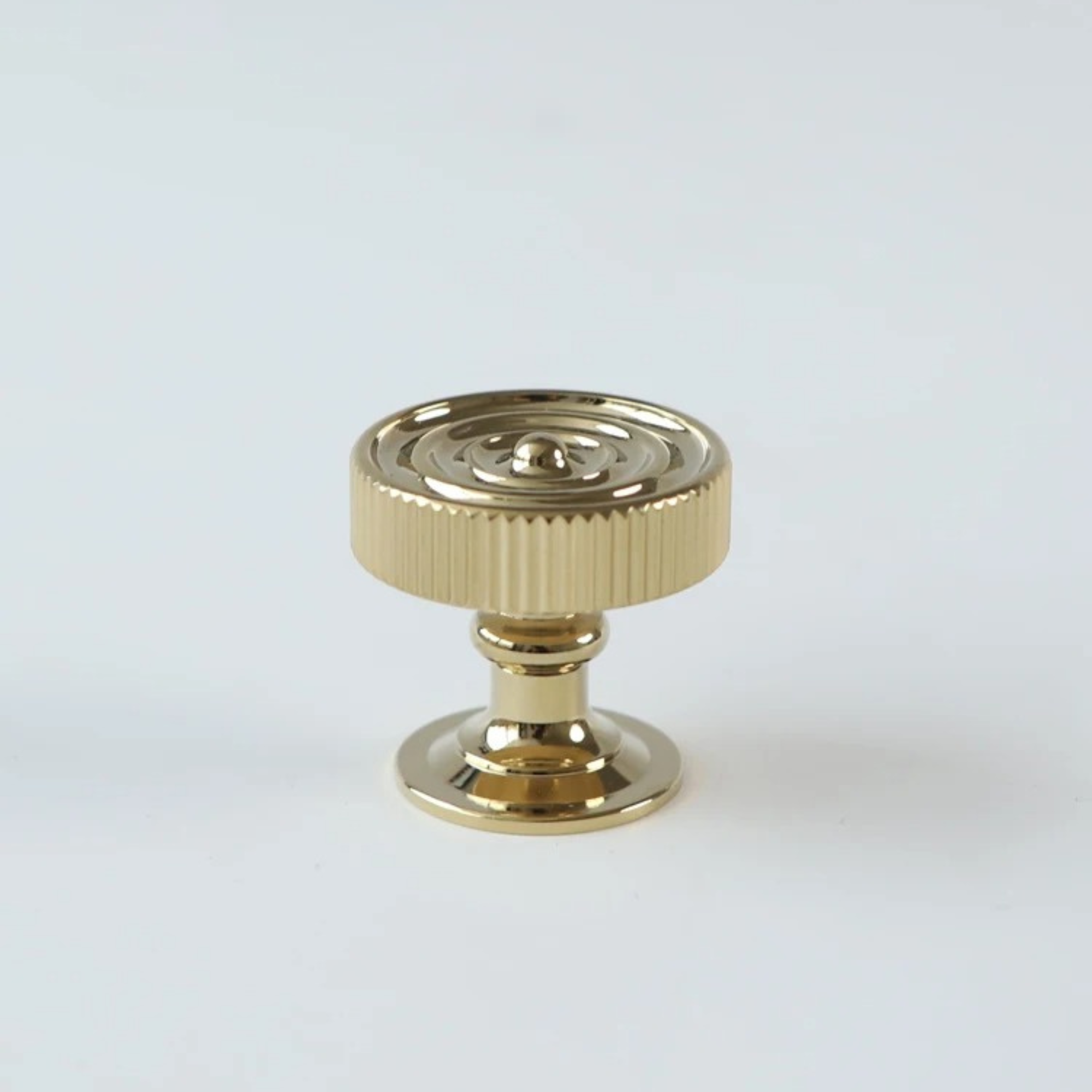 Polished Brass Lined Pulls | Aereus