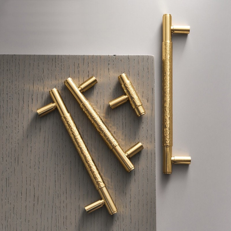 Hammered Brass Handle | Mella