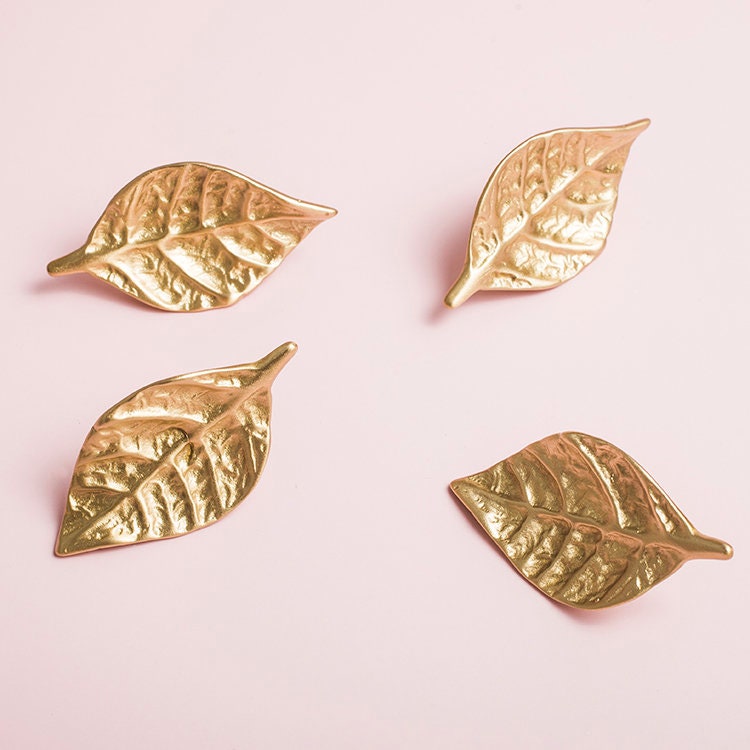 Brass Leaf Cabinet Knob | Folium